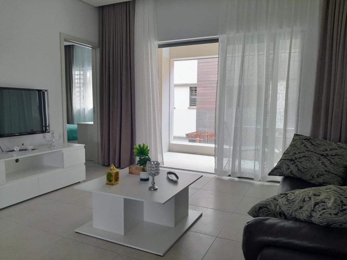 Appt Neuf De 2Ch Ds Residence Avec Piscine, Route Cotiere กรองด์เบย์ ภายนอก รูปภาพ
