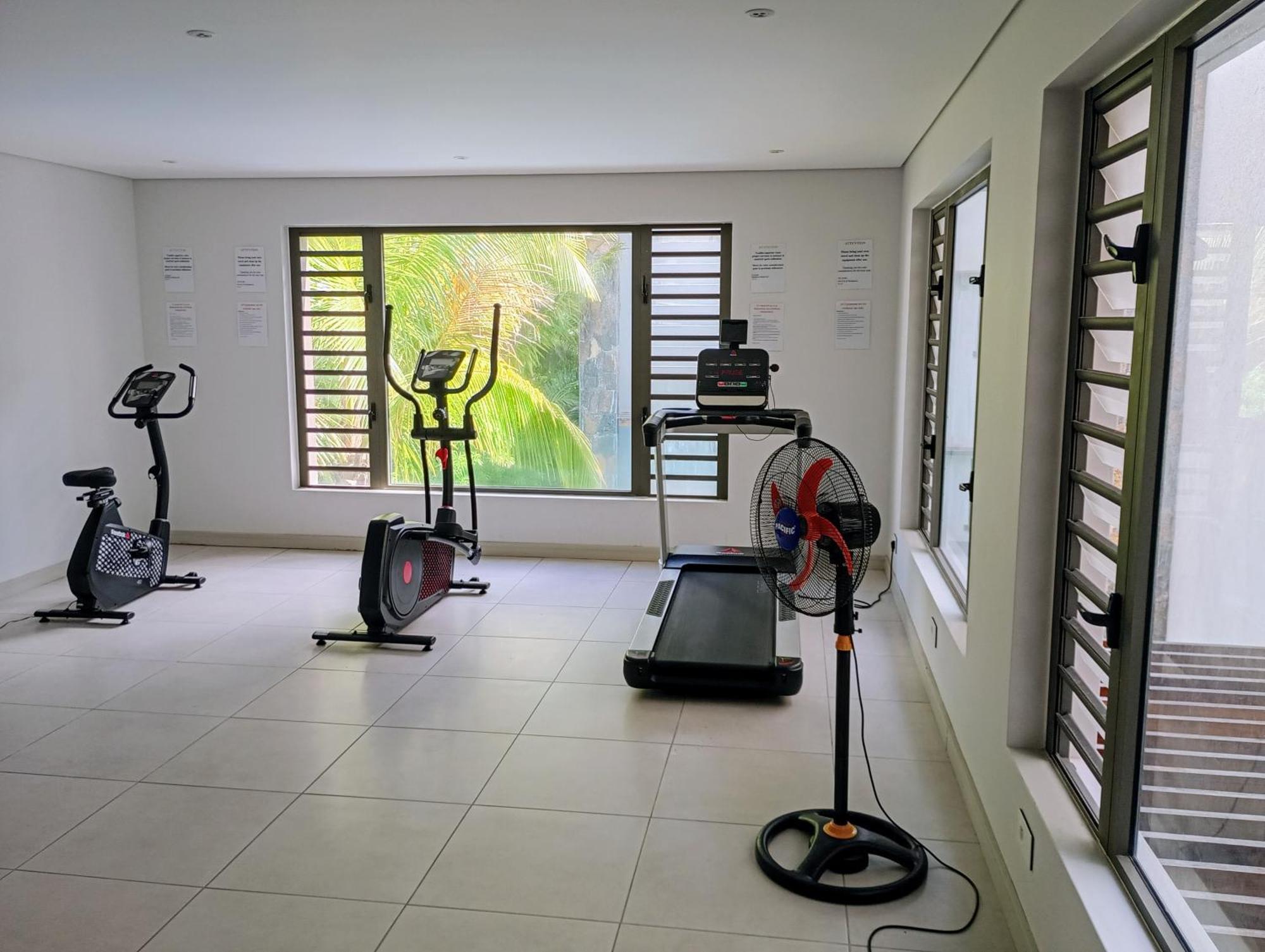 Appt Neuf De 2Ch Ds Residence Avec Piscine, Route Cotiere กรองด์เบย์ ภายนอก รูปภาพ