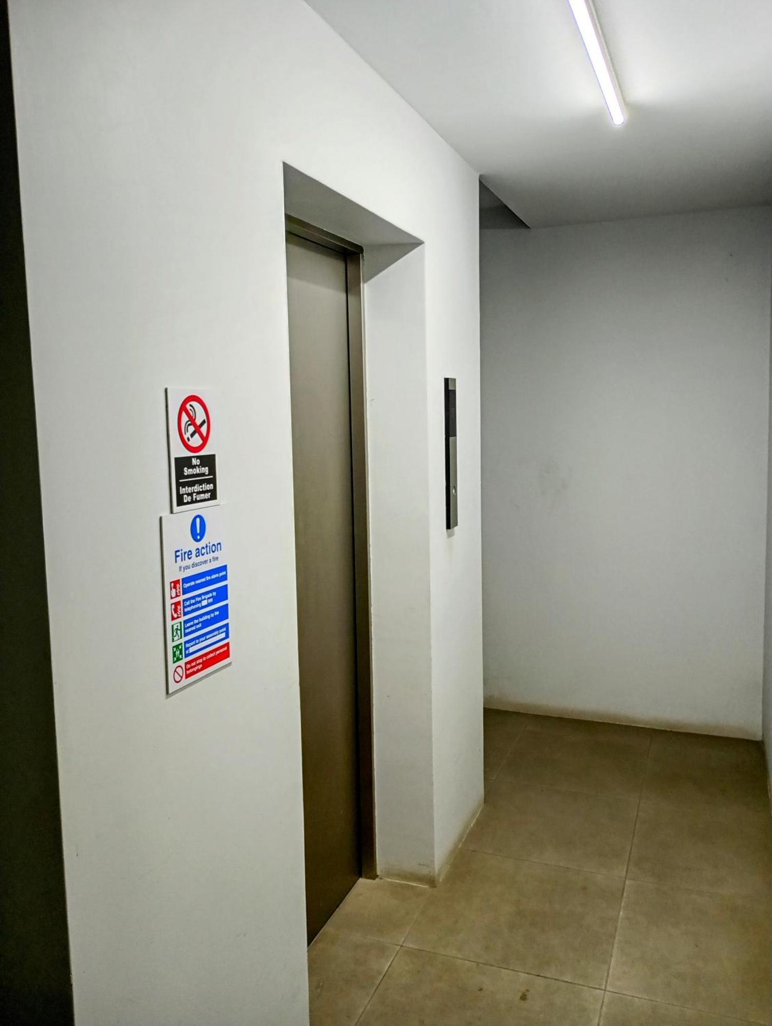 Appt Neuf De 2Ch Ds Residence Avec Piscine, Route Cotiere กรองด์เบย์ ภายนอก รูปภาพ